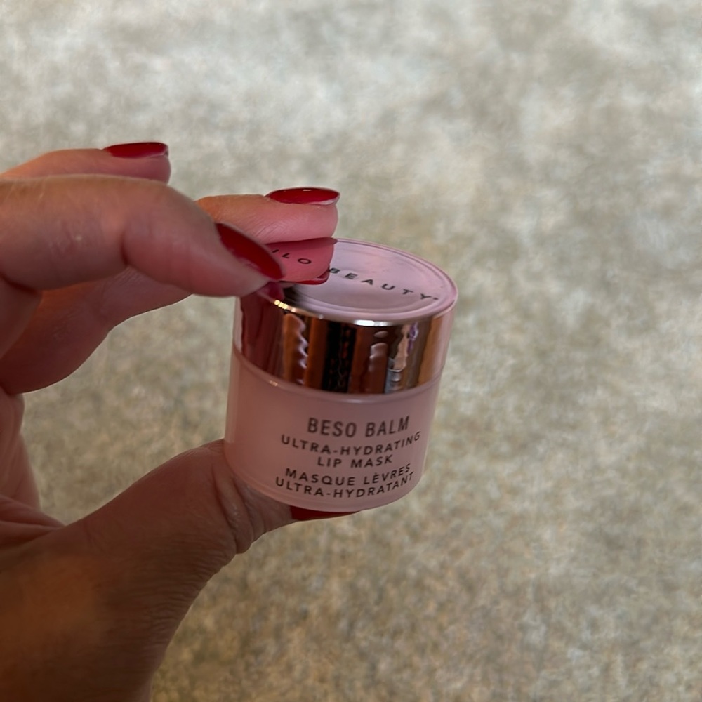 J Lo Beauty Beso Balm NEW